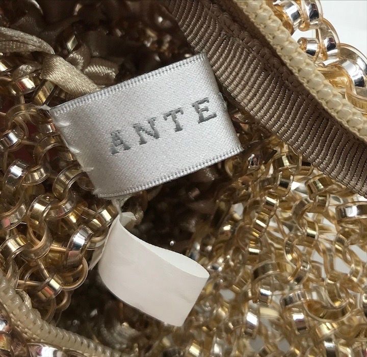 美品 ANTEPRIMA 浴びれ アンテプリマ リボン型 ワイヤーチェーン ミニ  