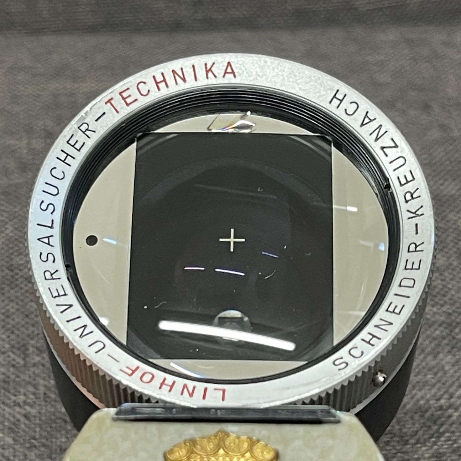 ビューファインダー 56