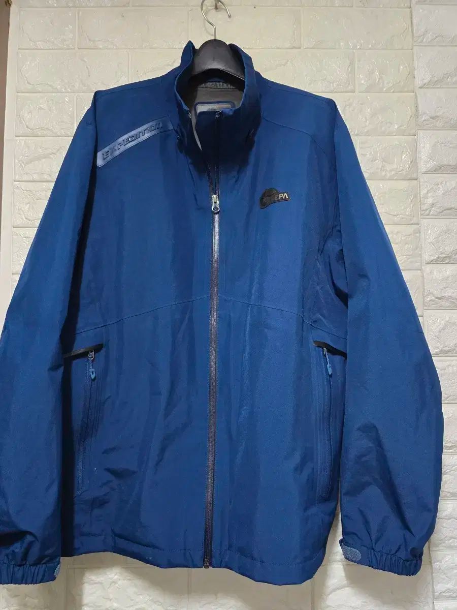 NEPA ネパ GORE-TEX₍ゴアテックス ウィンドブレーカージャケット 110