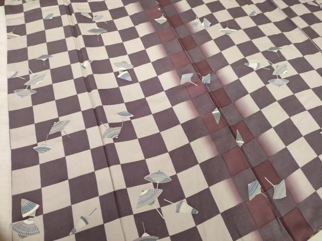 平和屋着物○上質な小紋 市松間道 番傘 暈し染め 正絹 逸品 AABA7979ck