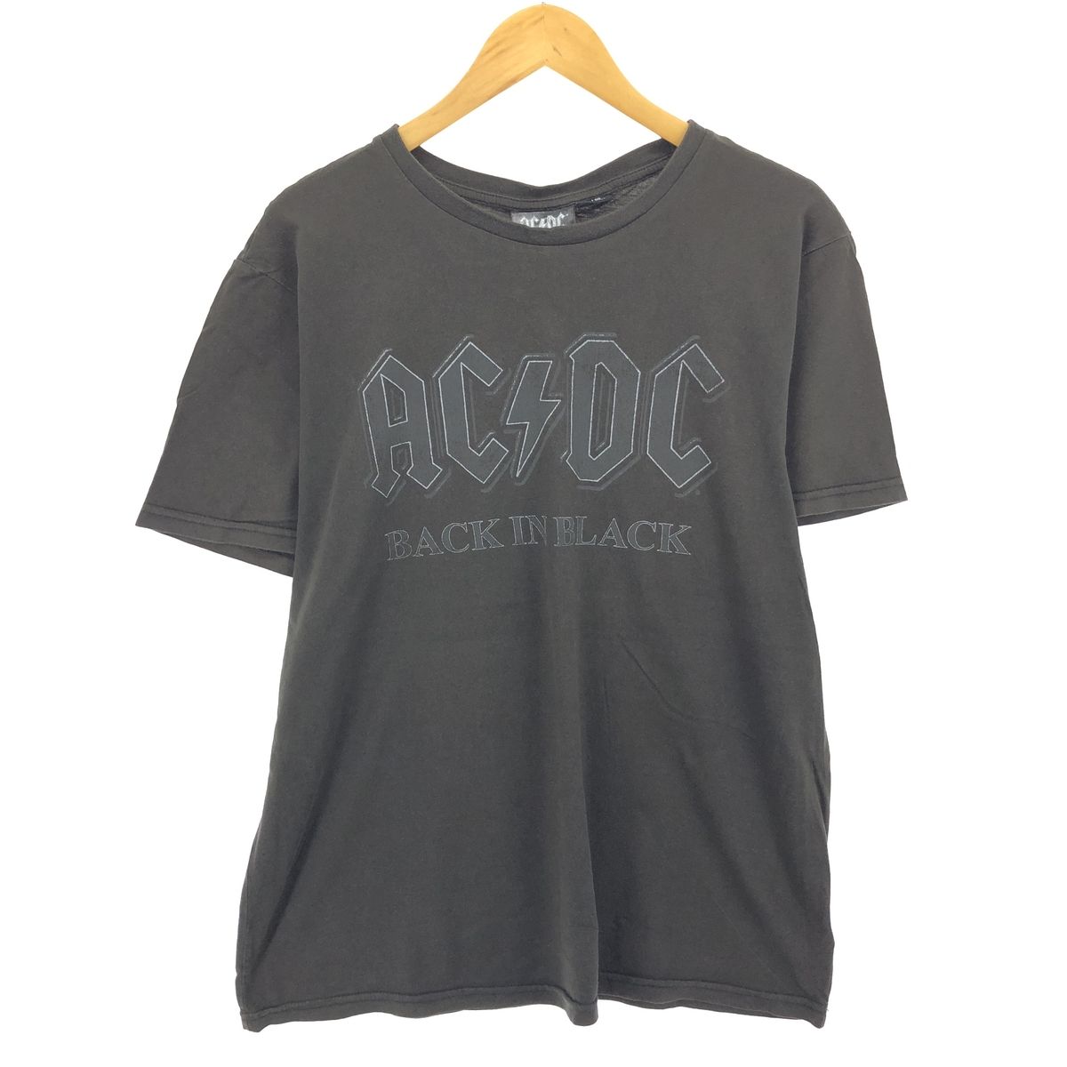 古着 AC/DC エーシーディーシー バンドTシャツ バンT メンズXL相当/eaa466225