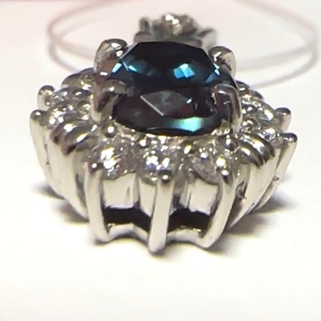 極美品　CRESCENT VERT　クレサンベール　アレキサンドライト　チャーム 極美品 CRESCENT VERT クレサンベール アレキサンドライト チャーム