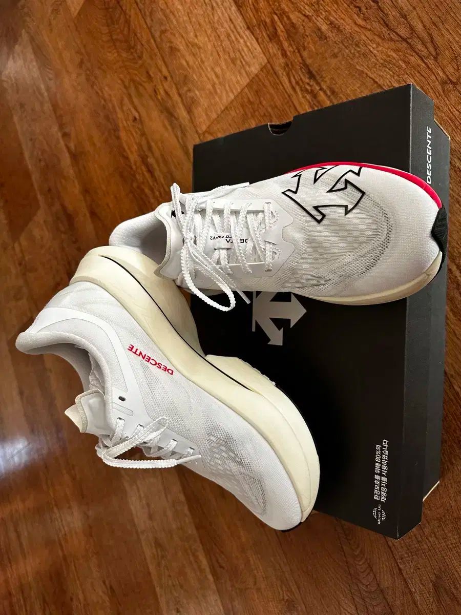 デサント デルタ プロ EXP V2 白 265