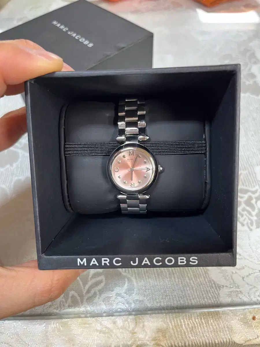MARCJACOBS