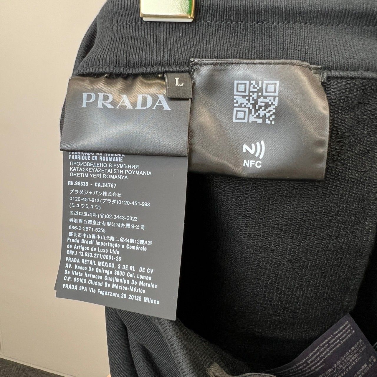 新品未使用 PRADA プラダ ロゴ ショートパンツ メンズ Lサイズ 