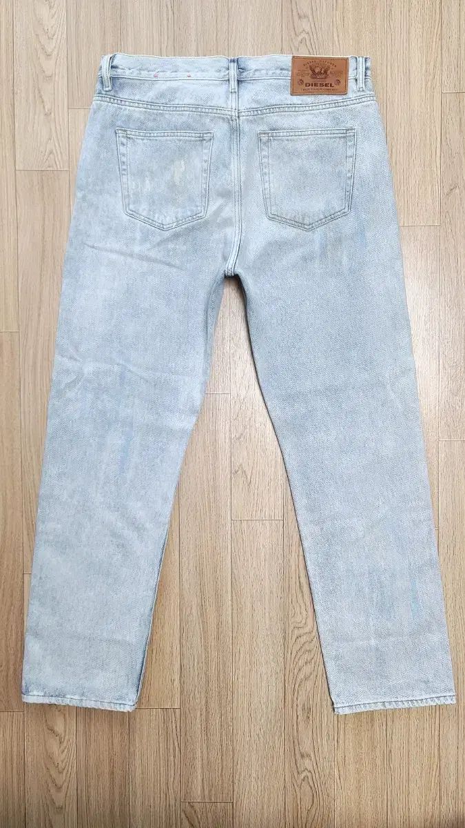 DIESEL ディーゼル テーパードフィット ウォッシュド デニム 34 35