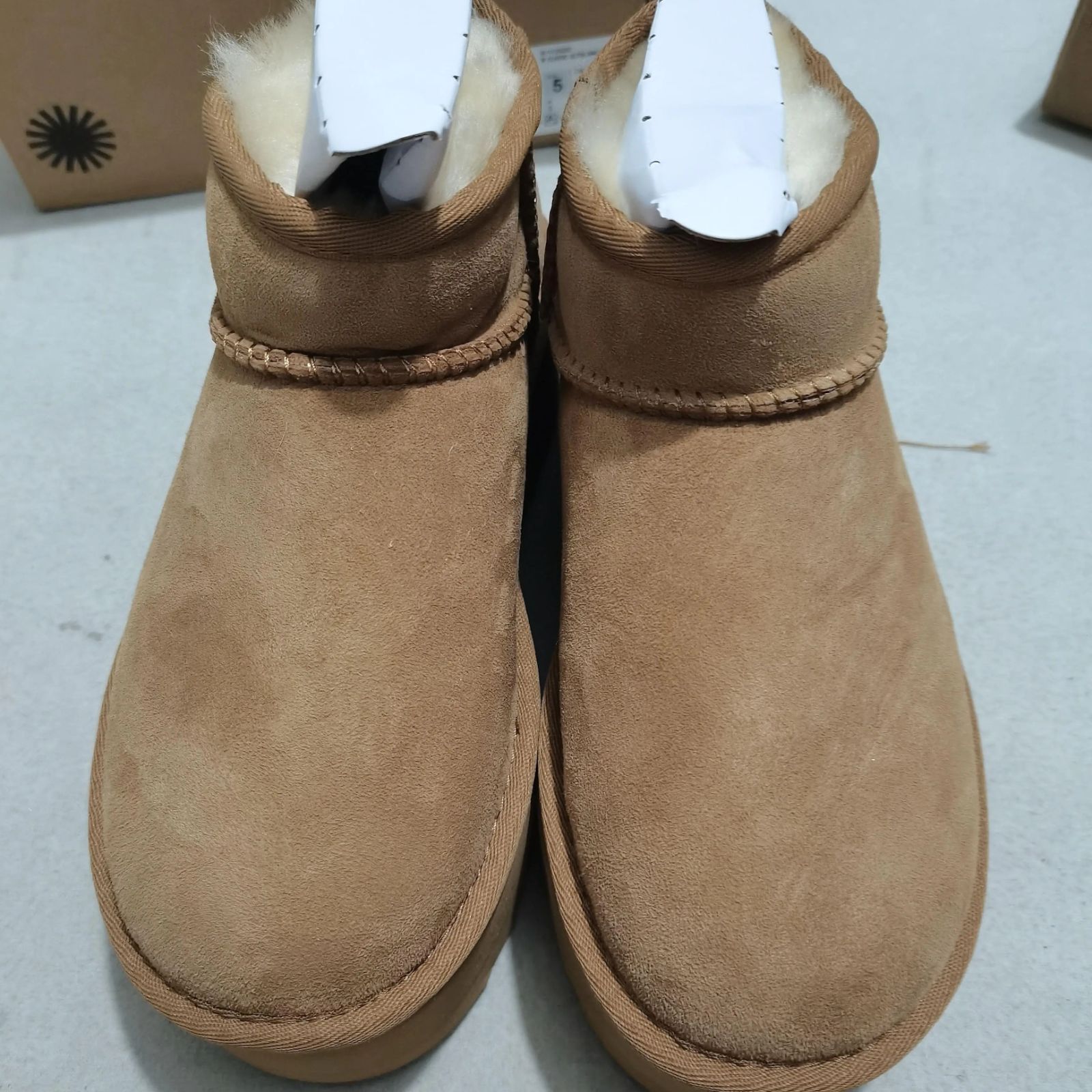 UGG アグ ブーツ クラッシックウルトラ ミニプラットフォーム 厚底5CM 