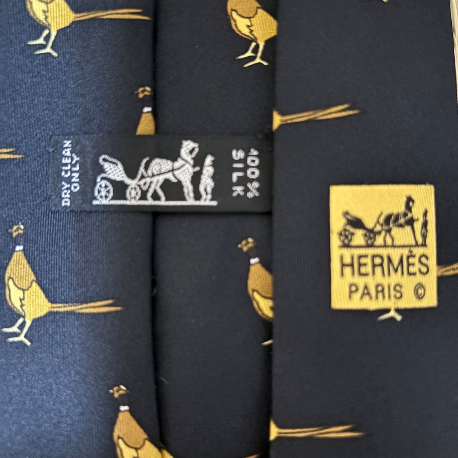 【極美品】　バーバリー　ネクタイ　シルク　チェック　ホースロゴ　ホワイト　高級感 極美品】 バーバリー ネクタイ シルク チェック ホースロゴ