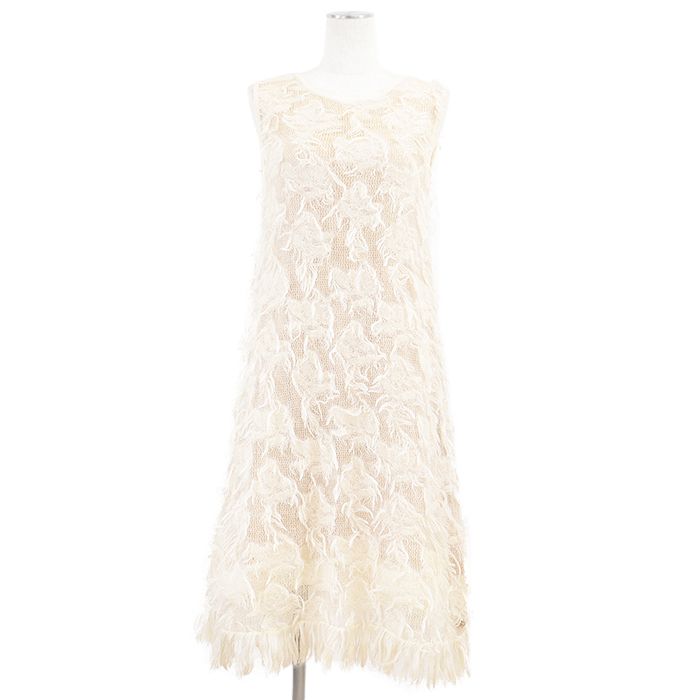 CHANEL シャネル ワンピース 09A P36107 モヘア フリンジ ノースリーブ シグネチャー ロゴ COCOマーク スター 星 リース モチーフ チャーム プルオーバー Aライン ドレス レディース サイズ 38 アイボリー フランス製