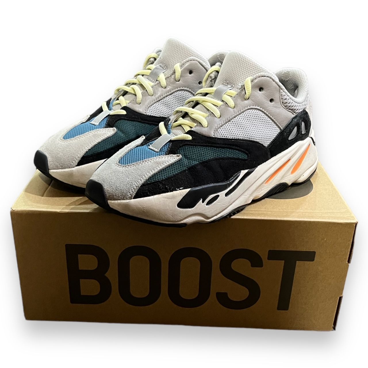 adidas YEEZY BOOST 700 WAVE RUNNER B75571 ウェーブランナー