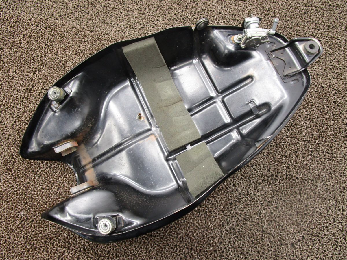 バリオス　ZR250A　ガソリンタンク　コック付き バリオス ガソリンタンク フューエルコック □A2020！ZR250A カワサキ