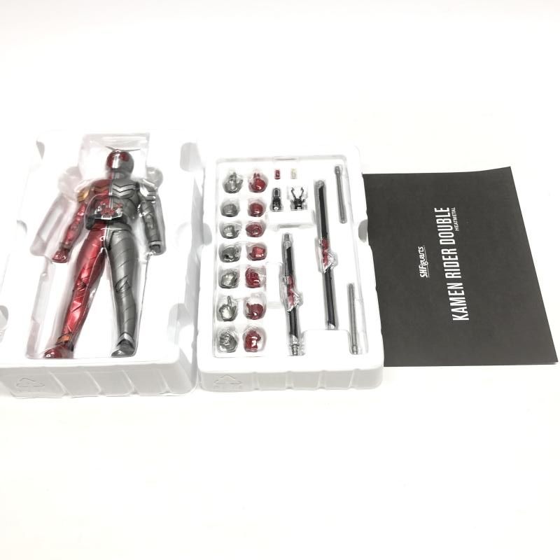 真骨彫製法仮面ライダーW ヒートメタル レビュー】 S.H.Figuarts（真骨彫製法） 仮面ライダーW ヒートメタル