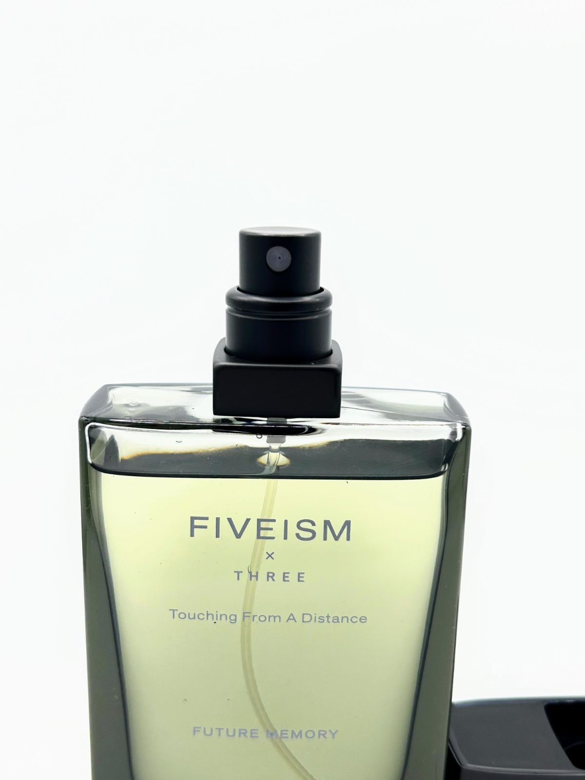 ほぼ新品】FIVEISM × THREE タッチング フロム ア ディスタンス