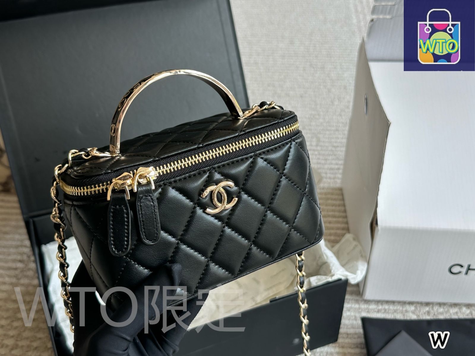 シャネル CHANEL カタログボックスセット ハンドバッグ 木箱 非売品 シャネル CHANEL カタログボックスセット ハンドバッグ 木箱 非売品