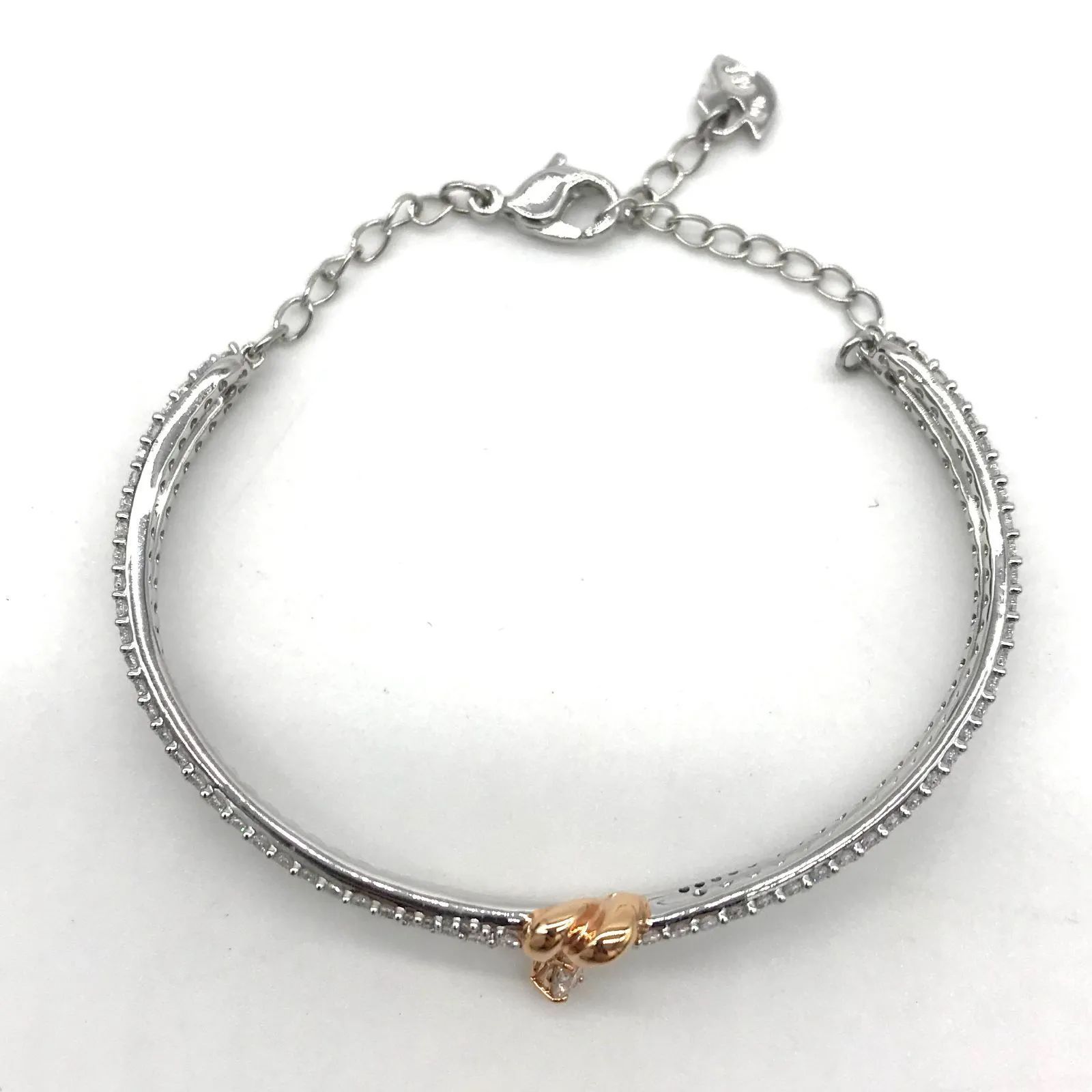 【未使用】スワロフスキー Lifelong Heart バングル　ホワイト Amazon.com: Swarovski Lifelong Heart Bangle Bracelet