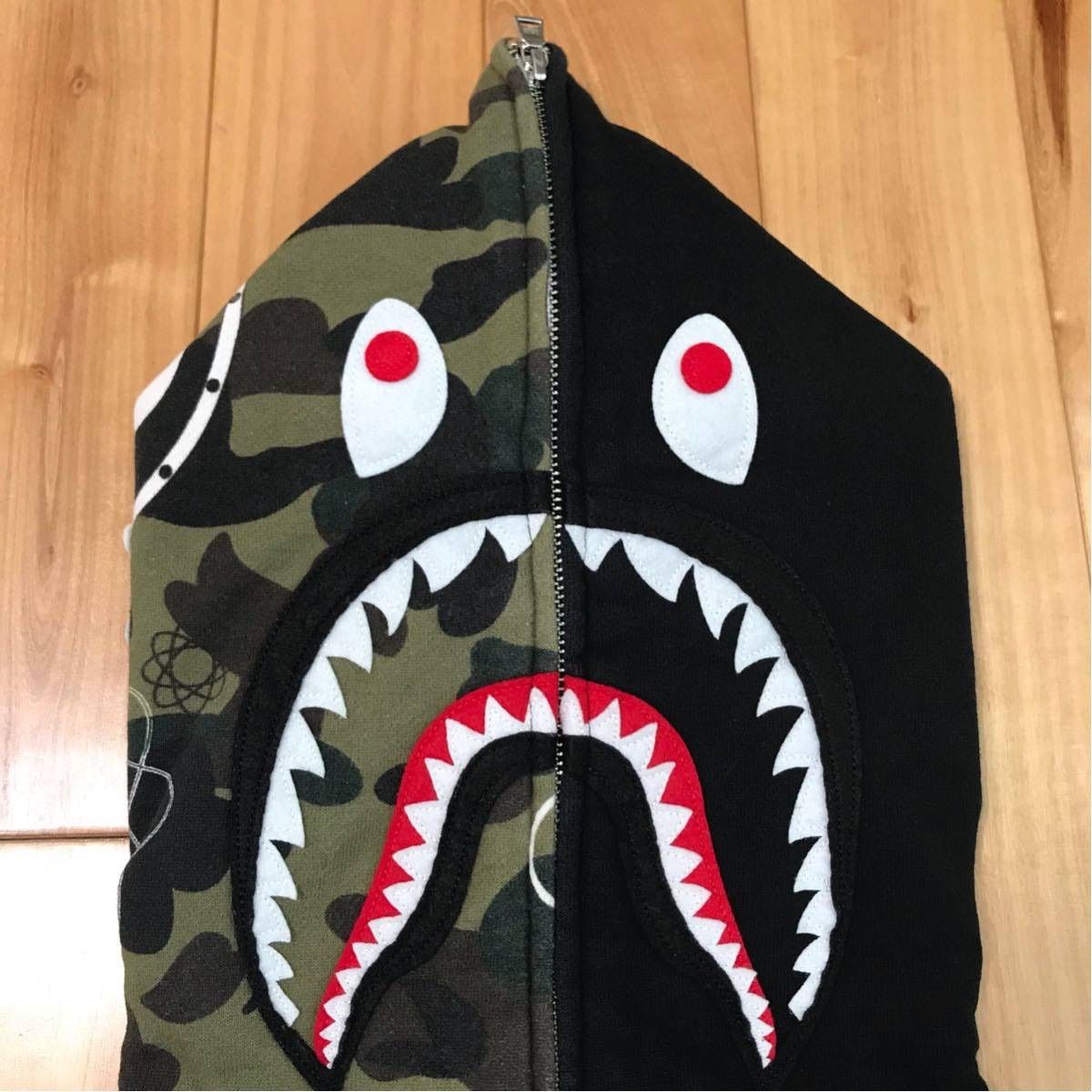 BAPE × futura シャークパーカー 000000000689 - メルカリ