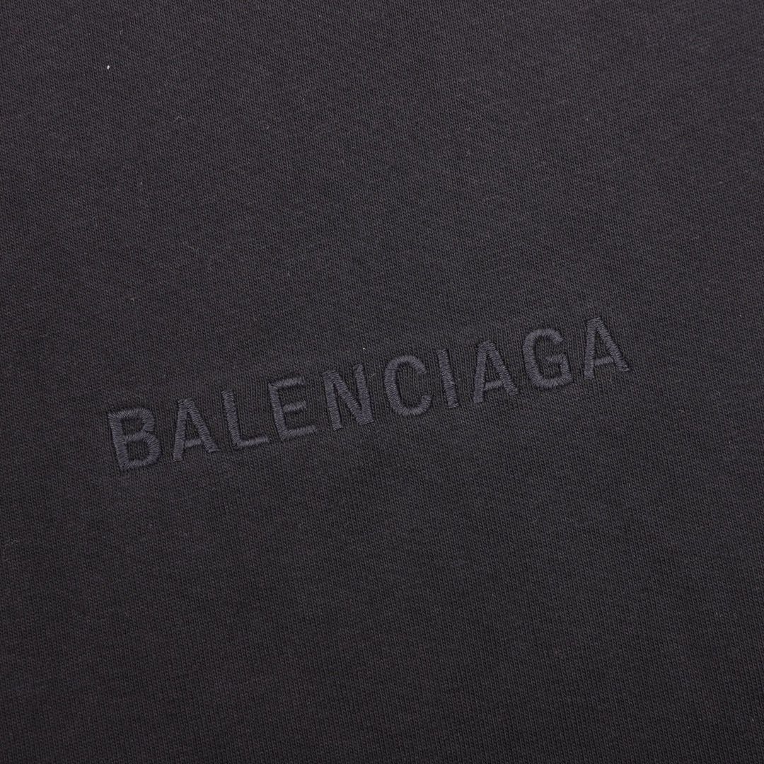 BALENCIAGA バレンシアガ Paris Liberty Tシャツ ミディアムフィット ユニセックス  ブラック ヴィンテージジャージー