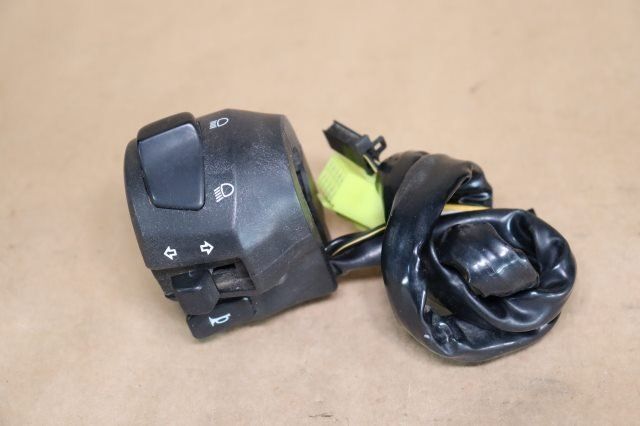 スズキ グラストラッカー NJ4DA 左ハンドルスイッチ S216-15