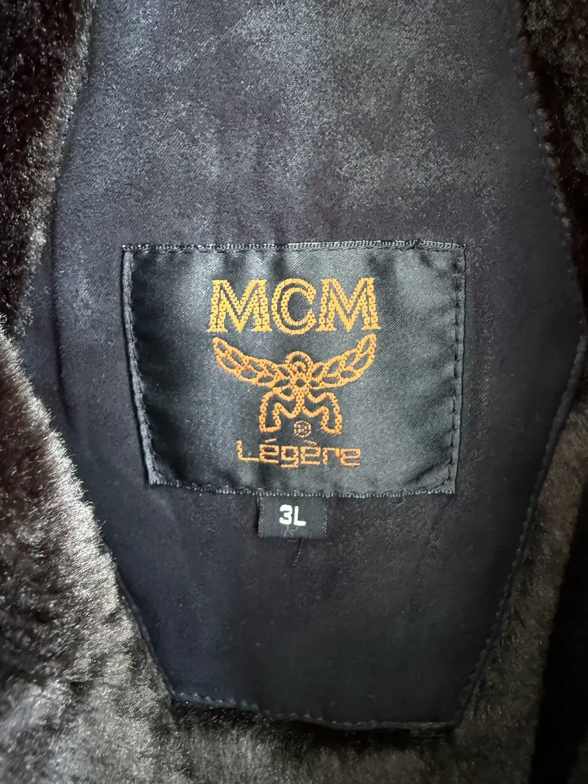 MCM 黒