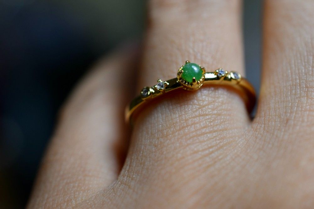 RS11-137 ミャンマー産 天然 A貨 本翡翠 ルース 硬玉 ジェダイト