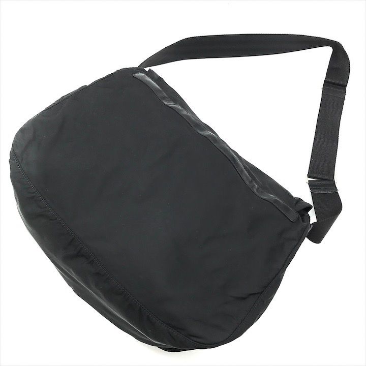 プラダ 3075 y2k ショルダーバッグ メッセンジャーバッグ 黒 2025年