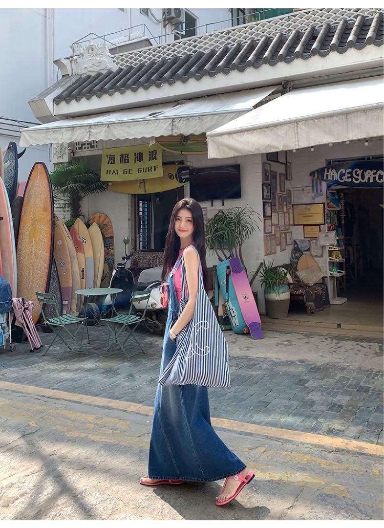 春のリゾート女子会用ドレス