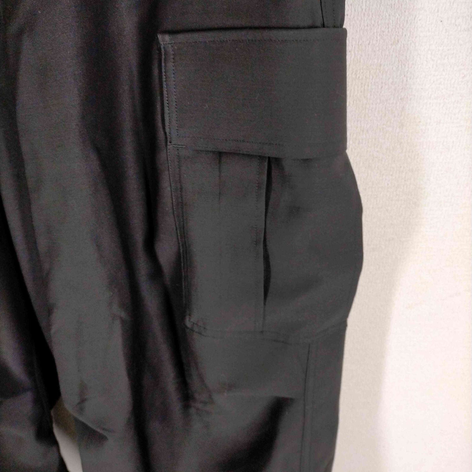 グラフペーパーWoolCuproMilitary CargoPantsパンツ 24SS Wool Cupro Military Cargo Pants
