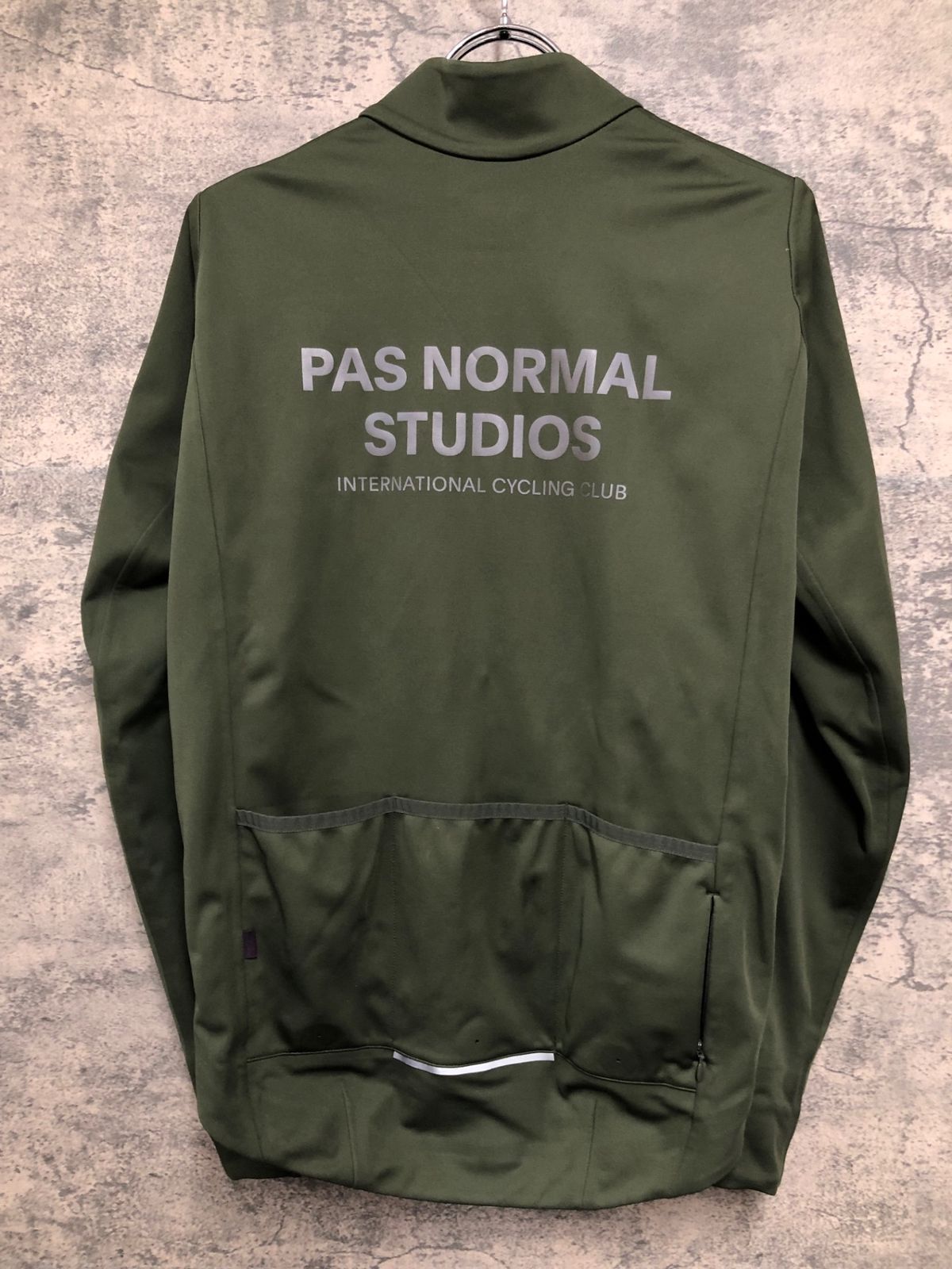 【卸し売り】 JD971 パスノーマルスタジオ PAS NORMAL STUDIOS 長袖 ソフトシェル サイクルジャケット 緑 M 裏起毛 POLARTEC 送料無料。