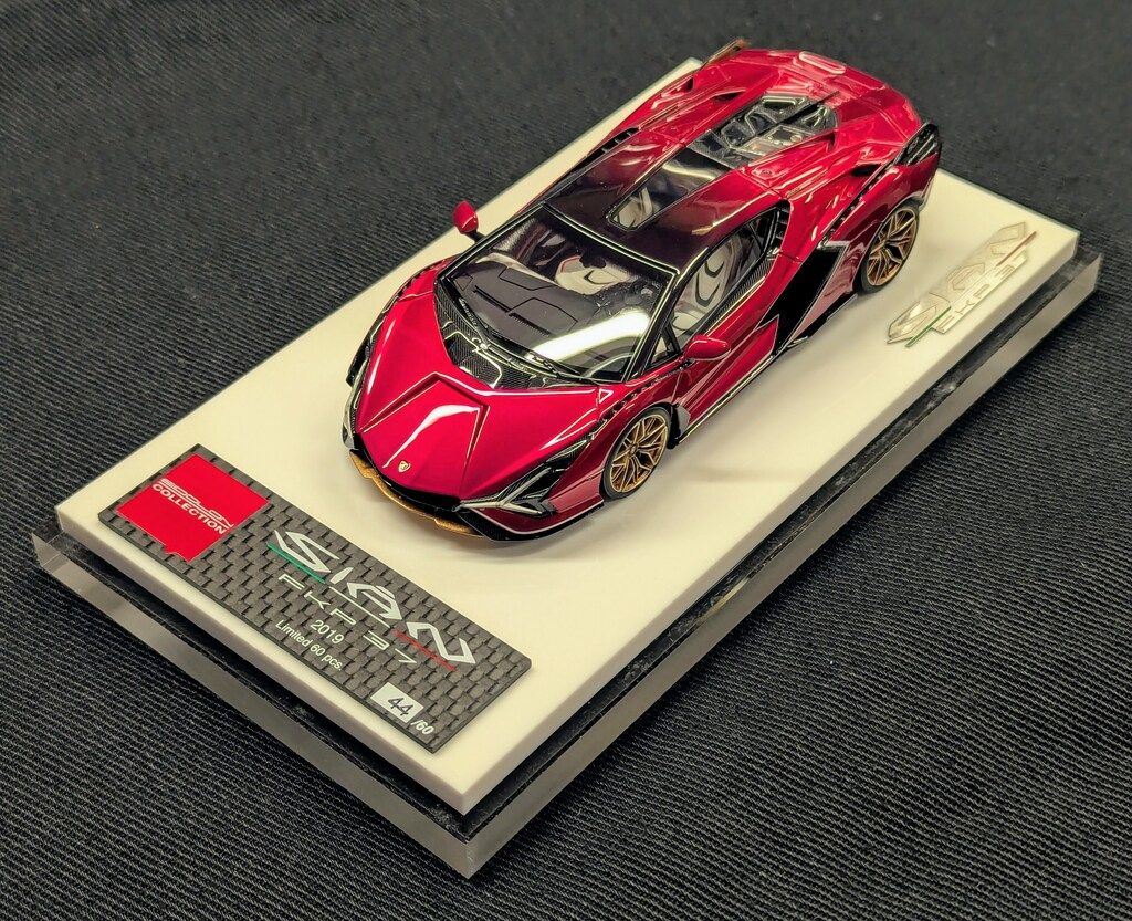 Make Up 1|43 EIDOLON Lamborghini Sian FKP 37 2019 with Stripe ロッソエフェスト EM675D