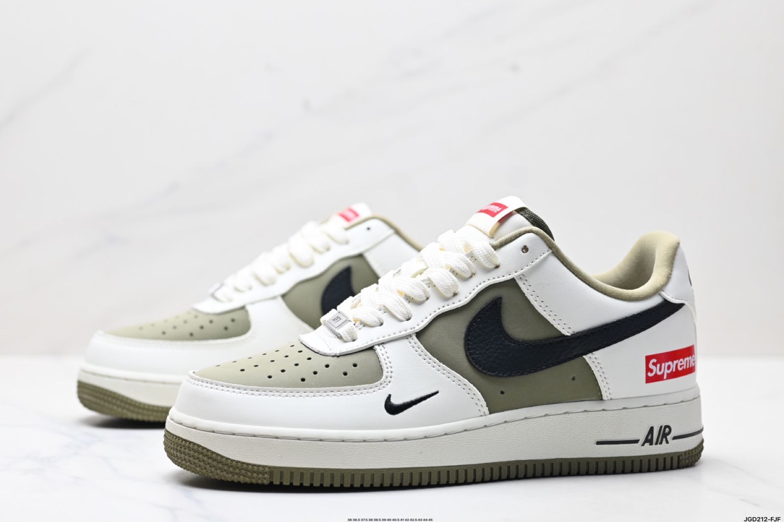 今日 NIKE