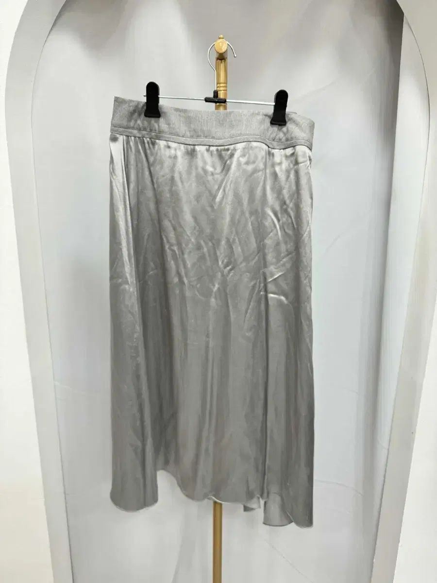 FENDI フェンディ サテン スカート 38 サイズ