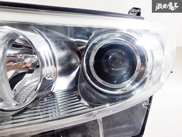 エスティマ　ACR50W　中期　ヘッドライト　左右　コイト　28-217 HID エスティマ ACR50W 中期 ヘッドライト 左右 コイト 28-217 HID トヨタ