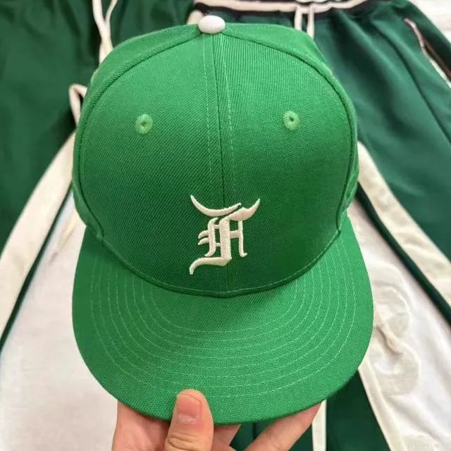 ニューエラ☆7 1/2 GREEN フィアオブゴッド エッセンシャルズ