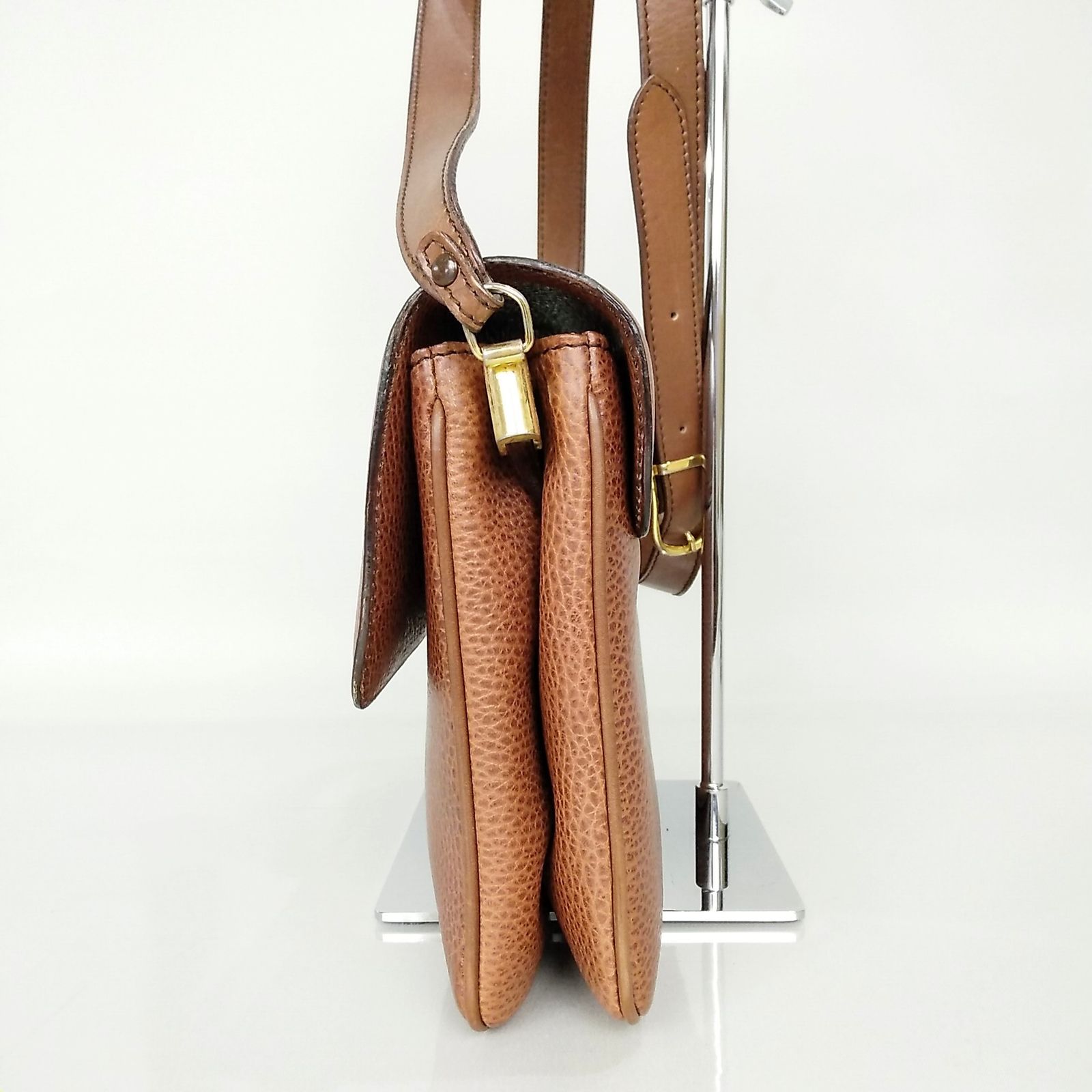 2501-29｜セリーヌ ショルダーバッグ レザー ブラウン トリオンフ