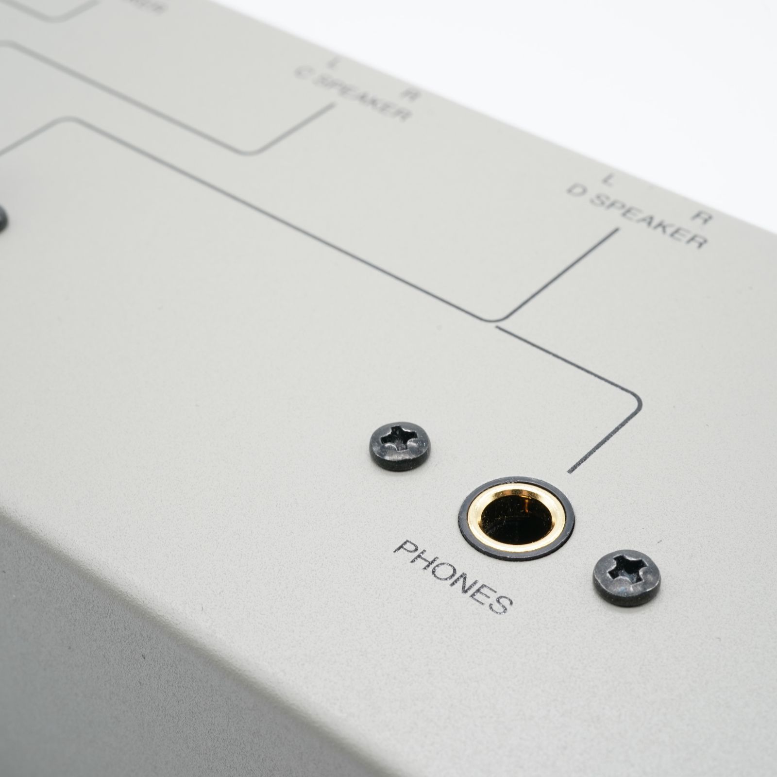 LUXMAN