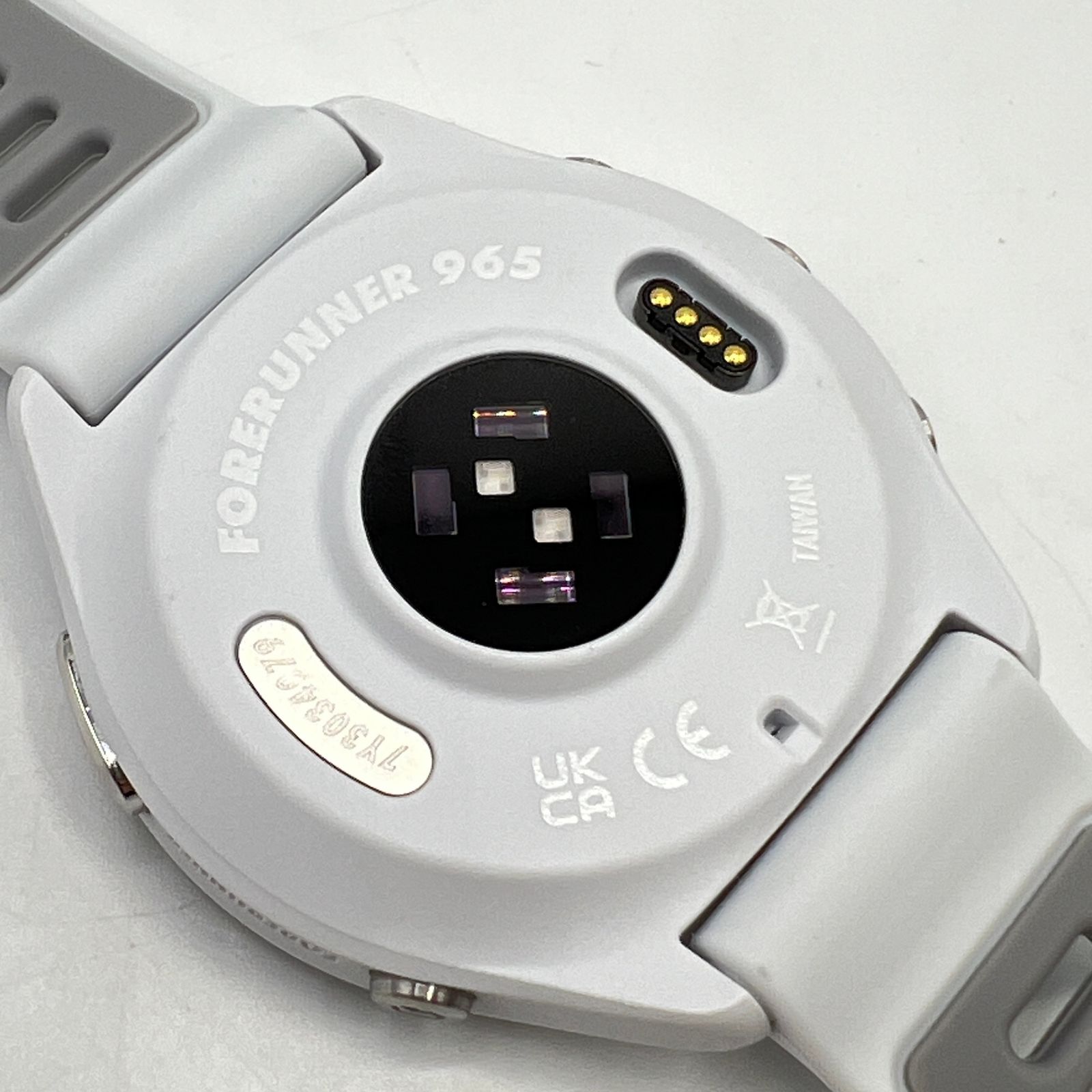 美品 GARMIN Forerunner 965 ホワイト スマートウォッチ - メルカリ