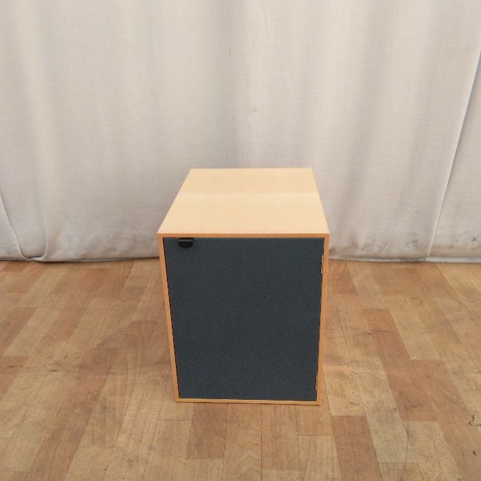 スタッキングボックス B4収納