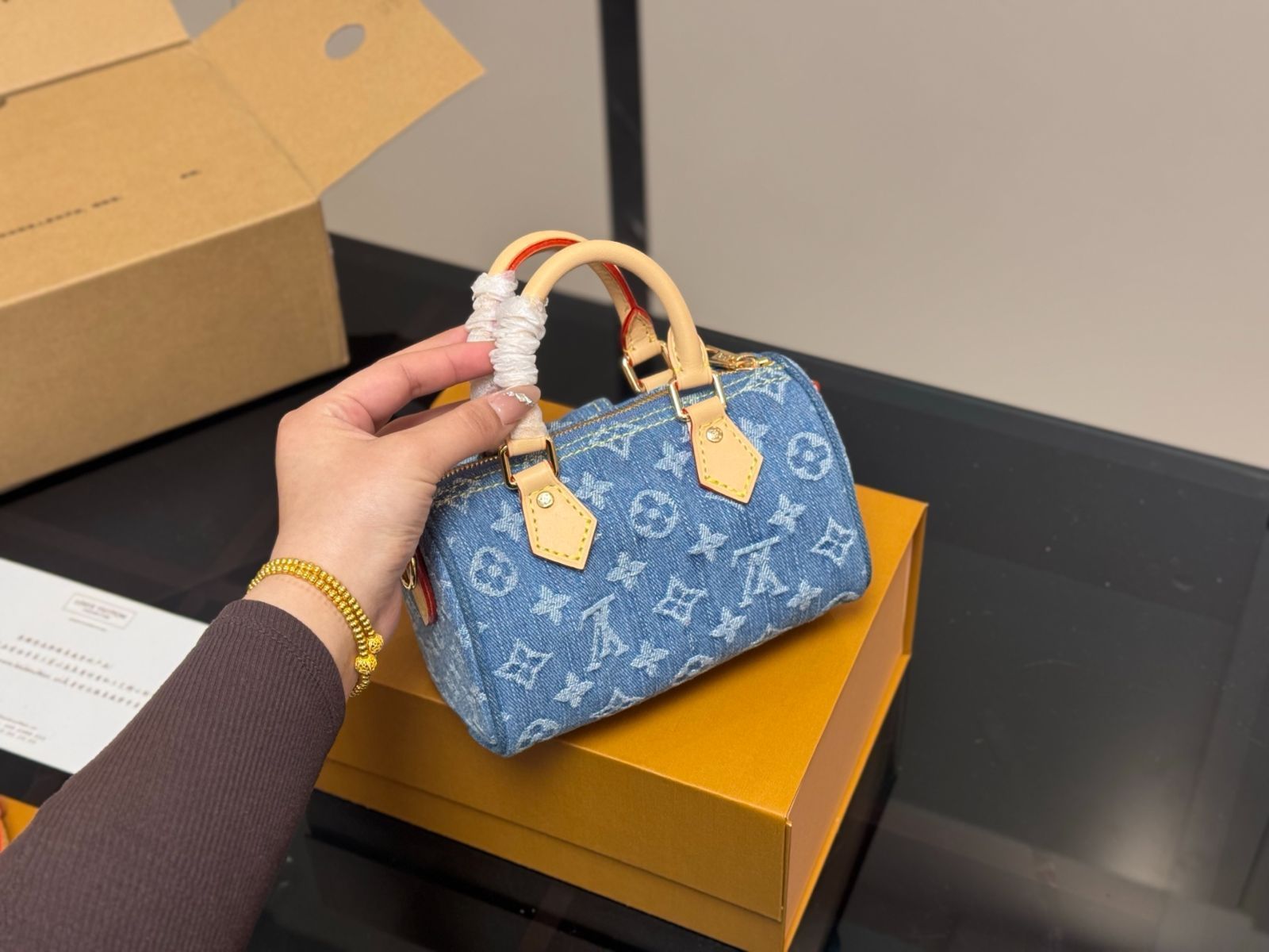 本日SALE！美品　値下げ　Louis Vuitton デニム　スピーディー 今日特価】LV Speedy Denim スピーディ デニム-MM輸入 - メルカリ
