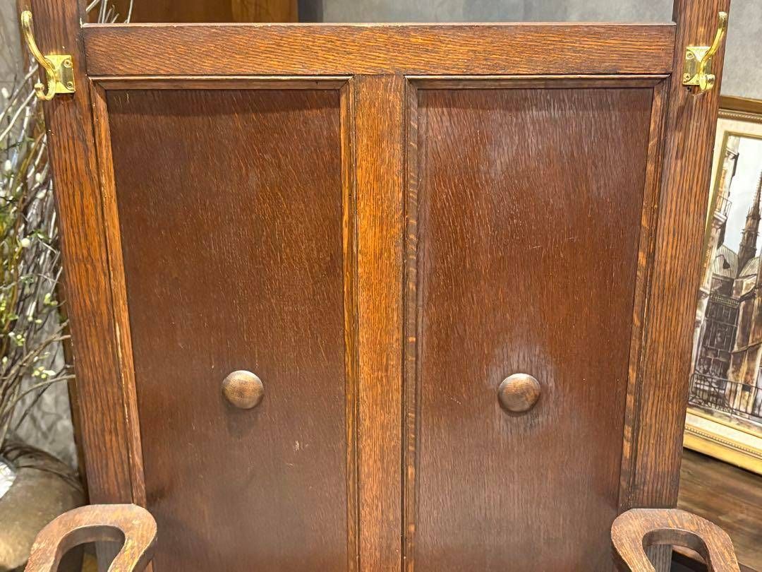 ホールスタンドチェア