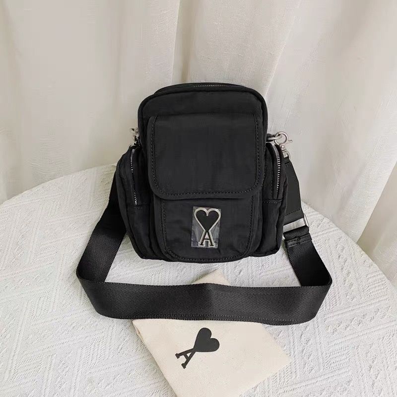 AMI PARIS Backpack Black アミパリス ハート ロゴ リュック
