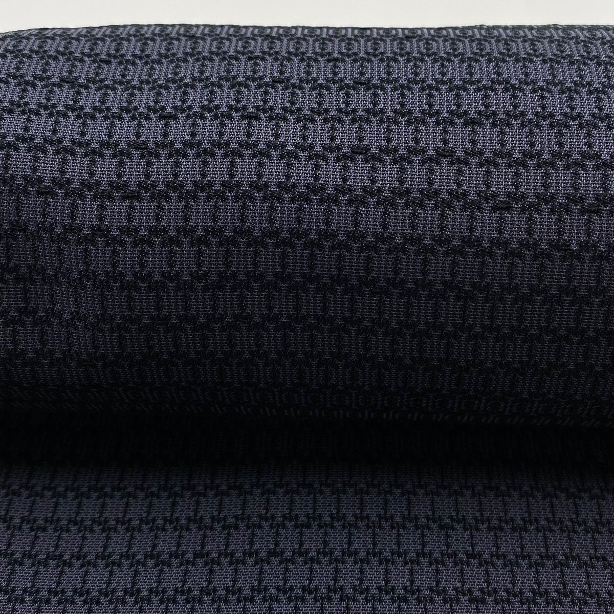 反物 秀品 紬 幾何学模様 灰色 正絹 【中古】 - メルカリ