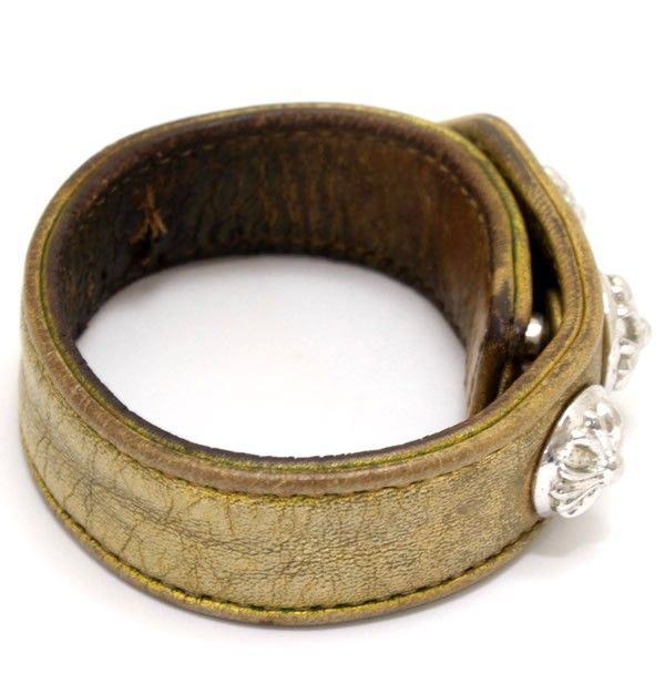 chromehearts レザー　ゴールド　ブレスレット　2スナップボタン chromehearts レザーゴールドブレスレット2スナップボタン