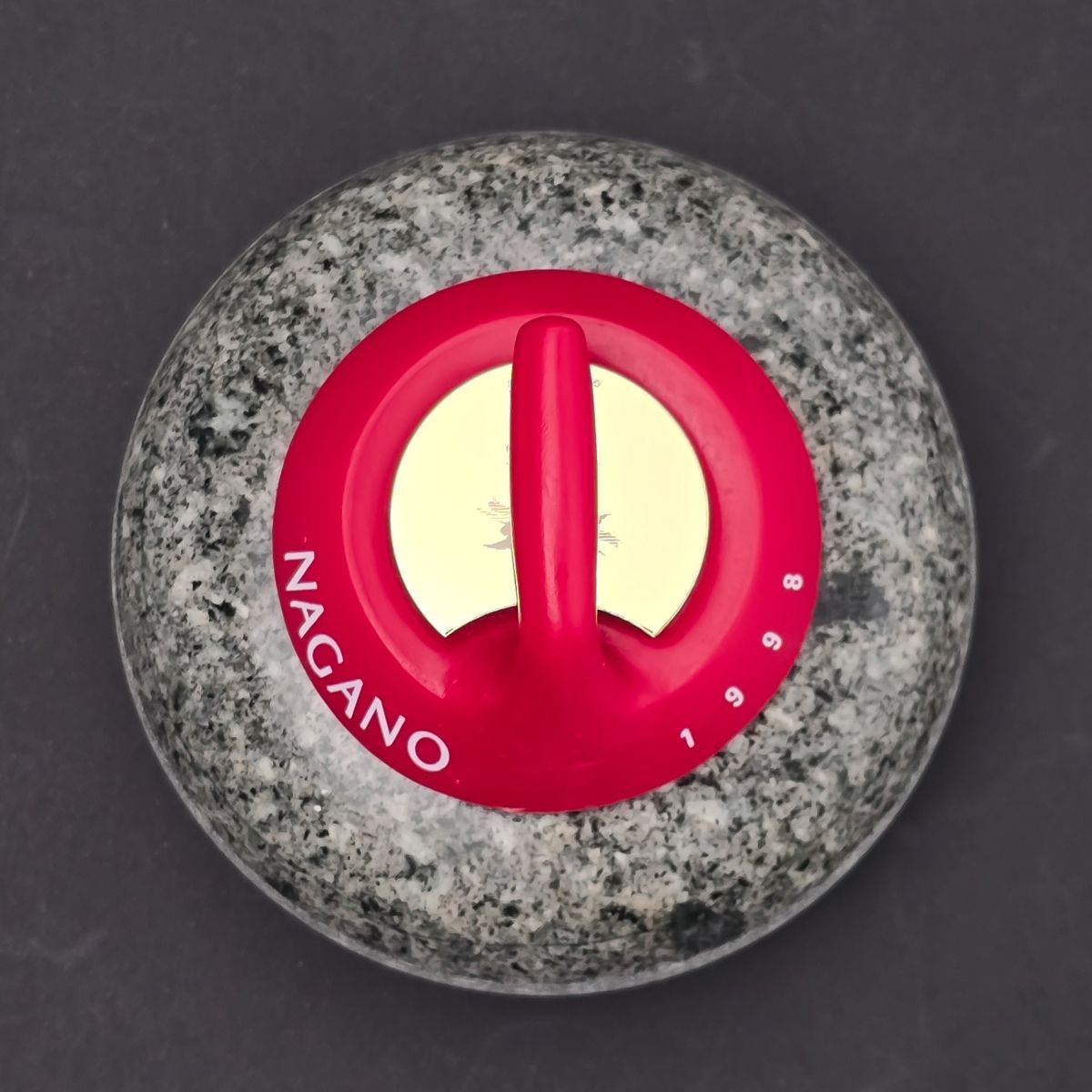 1998 長野オリンピック 記念商品 ミニチュア カーリングストーン 赤