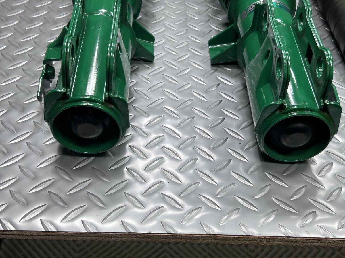 送料無料【美品】TEIN テイン AGH30W 30系アルファード/ヴェル