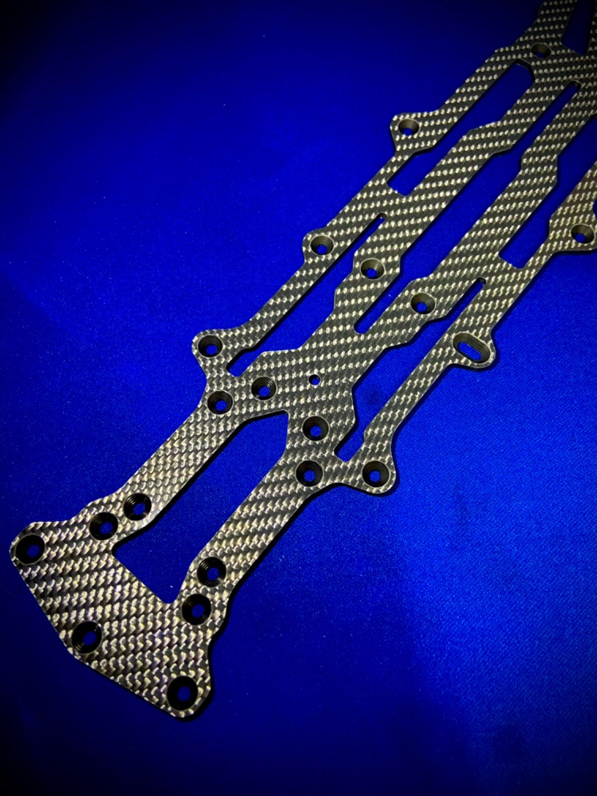 特注シルバー仕様　ヨコモ YD-2R用ナローメインシャーシ　蕨山Carbon 特注シルバー仕様 ヨコモ YD-2R用ナローメインシャーシ 蕨山