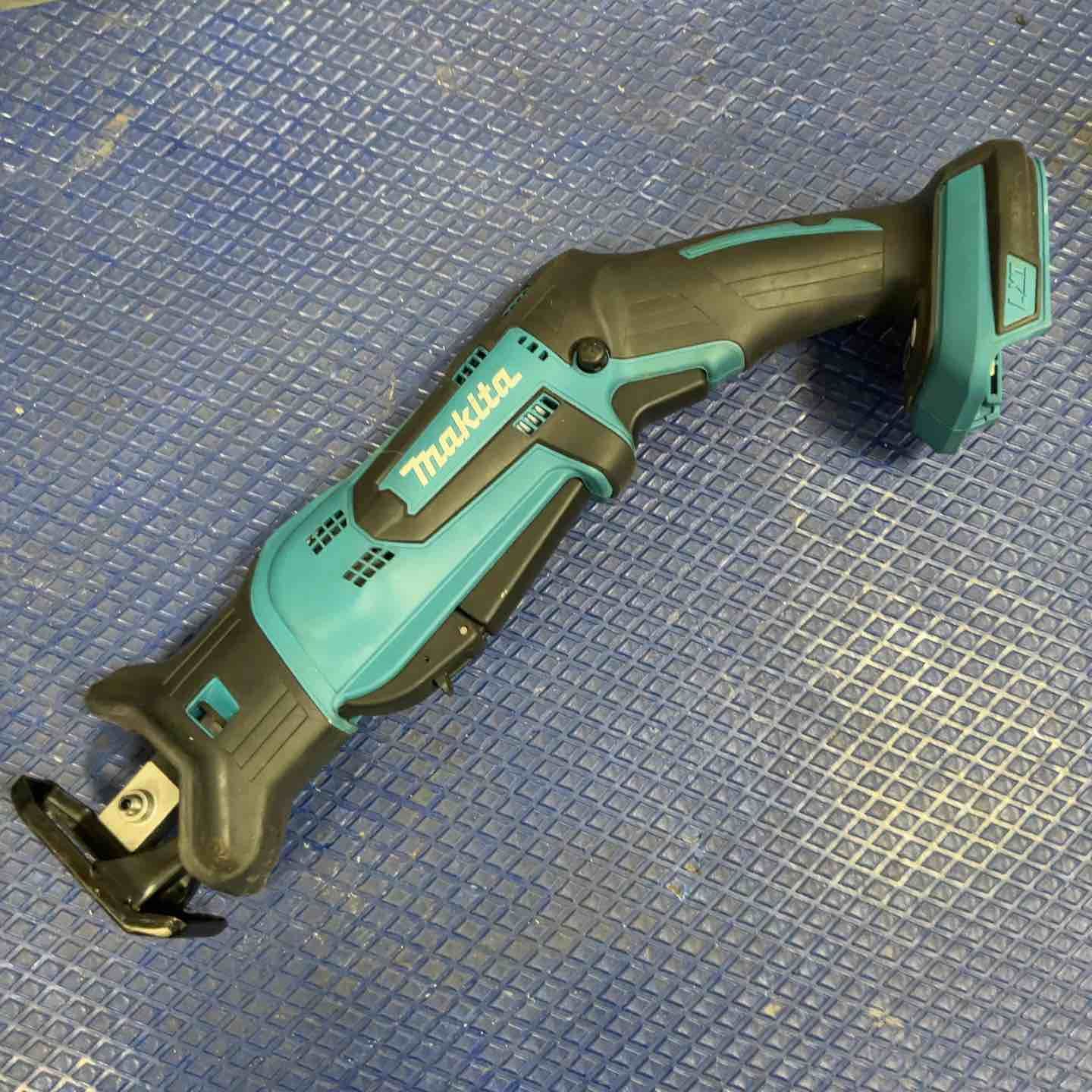 マキタ makita コードレスレシプロソー JR184DZ 草加店