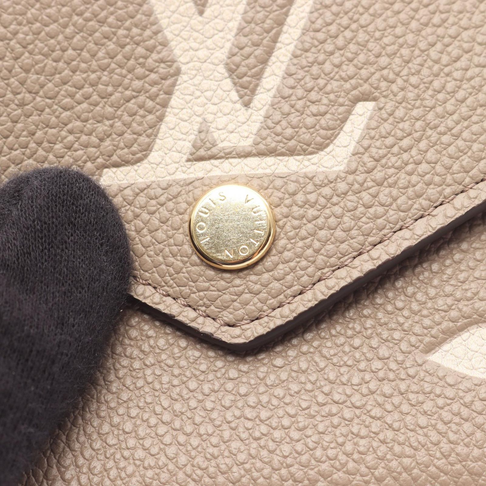 LOUIS VUITTON ルイ・ヴィトン ポルトフォイユヴィクトリーヌ バイ