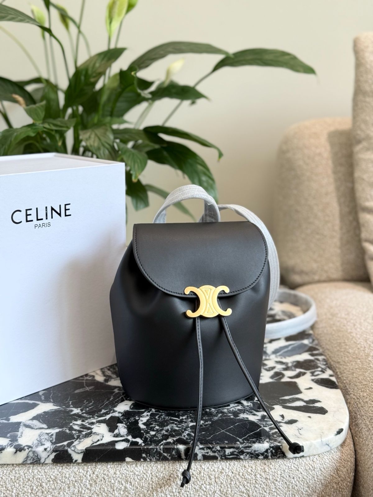 今日特価】CELINE New BONNIE Mini Backpack - ミニバックパック 今日特価】CELINE New BONNIE Mini Backpack - ミニバックパック