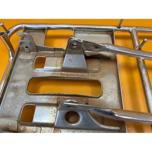 AA01 リアキャリア