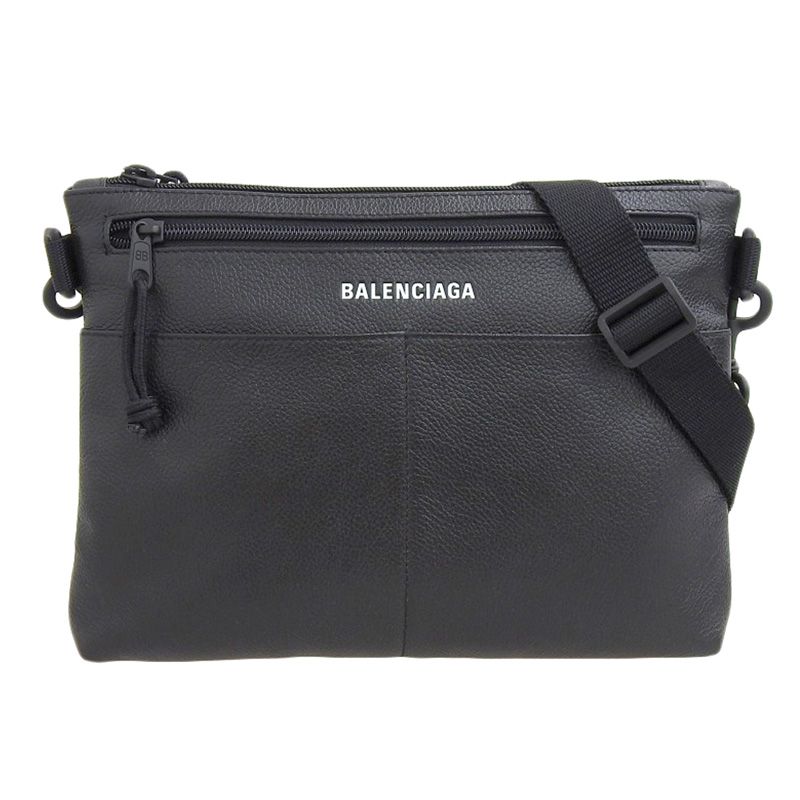 バレンシアガ BALENCIAGA サコッシュ ショルダーバッグ 斜め掛け レザー ブラック 673169 美品 新入荷 OB2243 バレンシアガ BALENCIAGA サコッシュ ショルダーバッグ 斜め掛け
